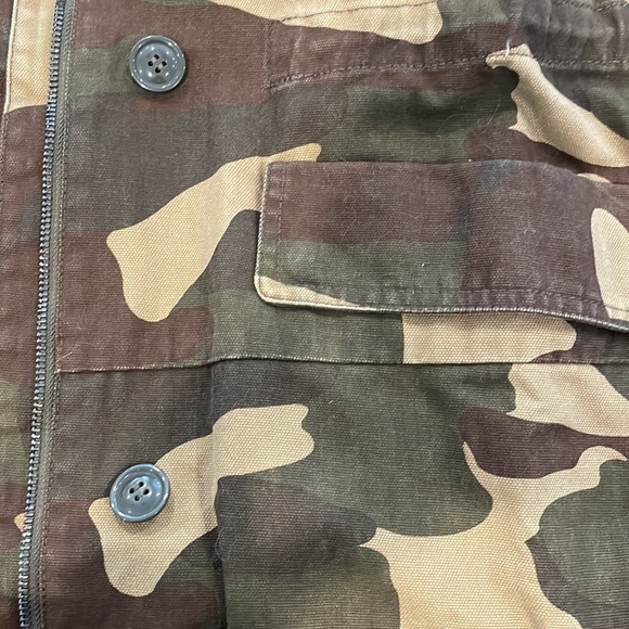 NWT Levi’s women’s camo jacket, size small - Picture 4 of 8